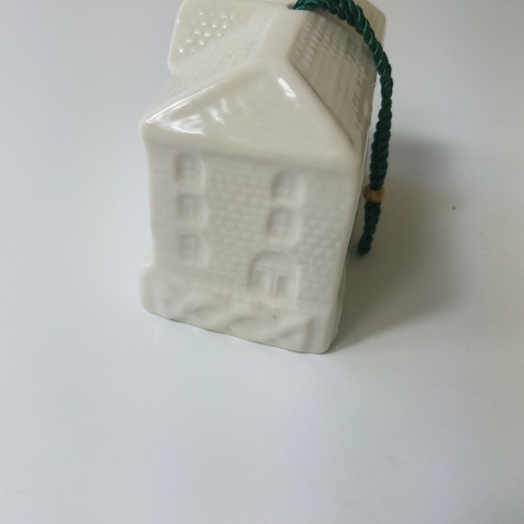 Belleek Christmas Ornament - Picture 6 of 8